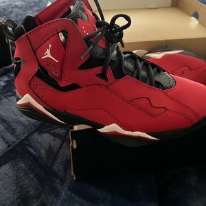 JORDAN TRY FLIGHTS SIZE 8